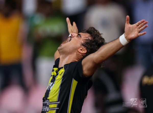 The reigning champions Al-Ittihad continued their flawless performance in the Saudi Professional League, defeating Al-Wahda 3-0 on Monday in the fourth round of the competition.