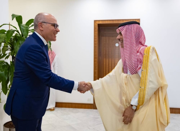 Saudi, Tunisian FMs chair meeting of political consultation committee