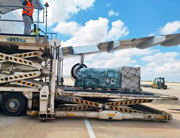 A fifth Saudi relief plane carrying 90 tons of food assistance arrived at Benghazi’s Benina International Airport Wednesday.
