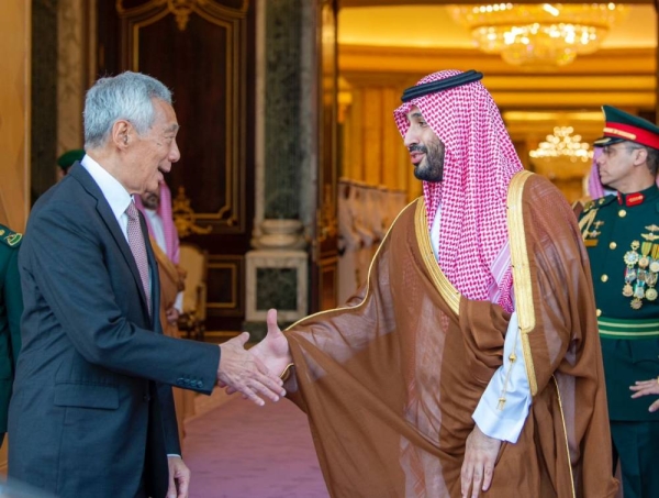 Crown Prince and Prime Minister Mohammed Bin Salman received on Wednesday Singapore's Prime Minister Lee Hsien Loong in Riyadh at Al-Yamamah Palace.