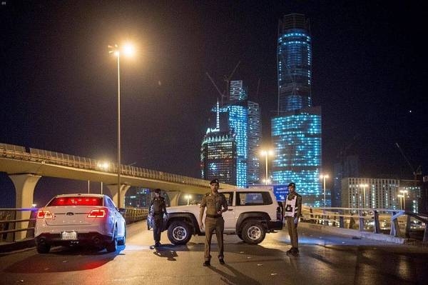 Saudi Arabia arrests 15,453 illegals in a week   