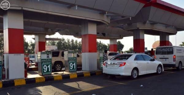 The fee has been divided into five levels according to fuel consumption efficiency and no fee will be charged for low-consumption vehicles.