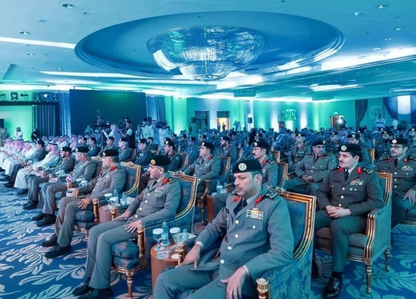 Lt. Gen. Mohammed Al-Bassami, director of Public Security, launching new Absher electronic services in a ceremony held in Riyadh on Monday.