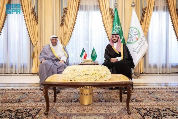 Saudi Minister of Defense Prince Khalid bin Salman receiving Kuwait’s Deputy Prime Minister and Minister of Defense Sheikh Ahmad Fahd Al-Ahmad Al-Sabah at his office in Riyadh