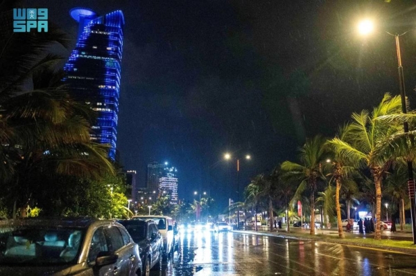 The Jeddah Governorate Municipality has raised the level of readiness to conduct the field plan to deal with the expected rainy condition during the coming period.