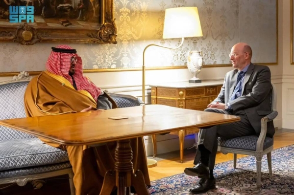 Saudi minister meets with Swedish officials to enhance economic cooperation