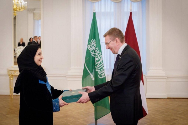 Saudi Arabia's Ambassador to Finland Nisreen Al-Shibel has presented her credentials as non-resident ambassador to Latvia to the Latvian President Edgars Rinkēvičs.