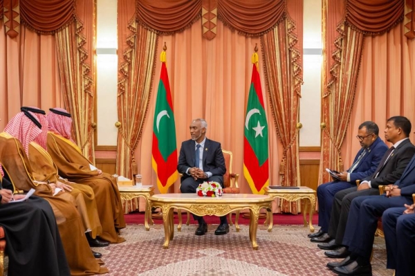 Maldivian President Mohamed Moiz received Saudi Arabia’s Economy and Planning Minister Faisal Al-Ibrahim on the sidelines of his official visit to Maldives.