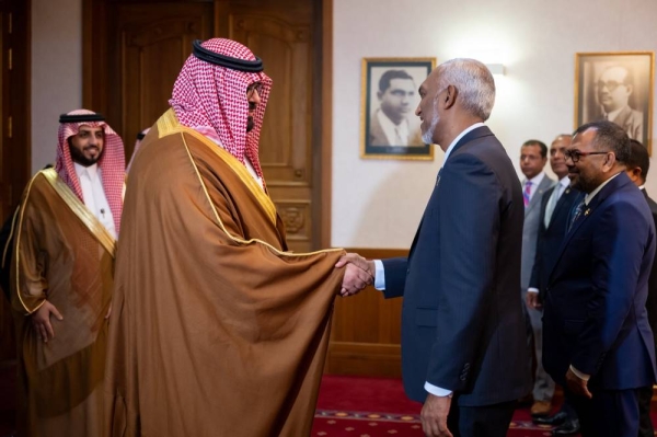 Maldivian President Mohamed Moiz received Saudi Arabia’s Economy and Planning Minister Faisal Al-Ibrahim on the sidelines of his official visit to Maldives.