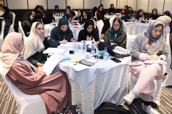 The Mawhibah’s “Excellence Program” is an integrated training program to prepare outstanding secondary school students who are qualified to be sent under the Foreign Scholarship Program to prestigious top world universities