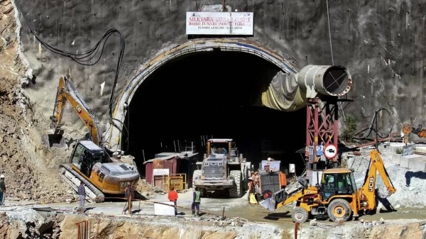 Fresh efforts are on to rescue 41 workers trapped in an India tunnel