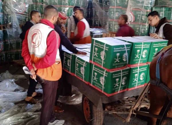 The humanitarian aid was distributed in coordination with the Palestinian Red Crescent Society, as part of the campaign to alleviate the suffering of the Palestinian people in Gaza.