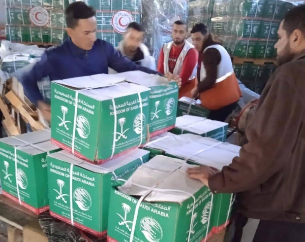 The humanitarian aid was distributed in coordination with the Palestinian Red Crescent Society, as part of the campaign to alleviate the suffering of the Palestinian people in Gaza.