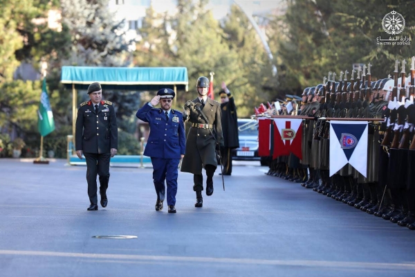 Top Saudi, Turkish military officials discuss ways to further strengthen defense cooperation