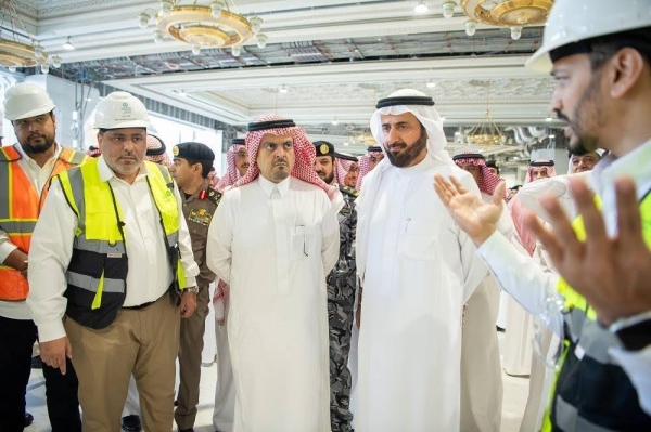 Prince Saud bin Mishaal, deputy emir of the Makkah region, inspects progress of work of the Third Saudi Expansion of the Grand Mosque in Makkah on Sunday.