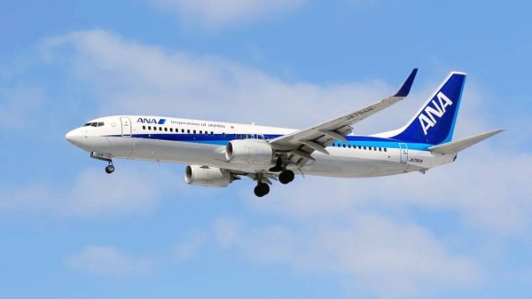 Cockpit window crack forces ANA Boeing flight in Japan to turn back