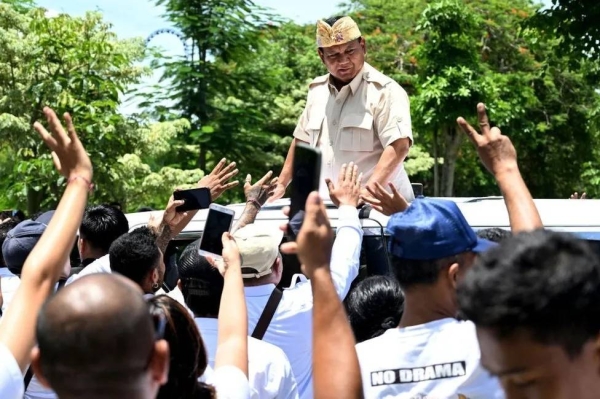 Prabowo, 72, campaigning in Bali ahead of the election