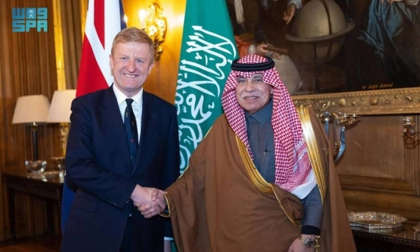 British Deputy Prime Minister Oliver Dowden receiving Minister of Commerce Dr. Majed Al-Qasabi in London on Wednesday.
