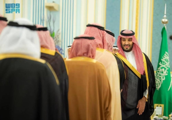 Crown Prince and Prime Minister Mohammed bin Salman receives princes, ministers, and scholars at Al-Yamamah Palace in Riyadh on Wednesday.
