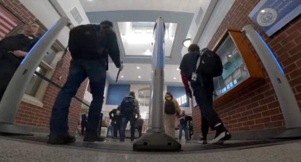 Hundreds of US schools use Evolv scanners