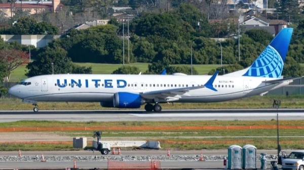 United Airlines Boeing 737-9 MAX takes off at Los Angeles International Airport. — courtesy Getty Images