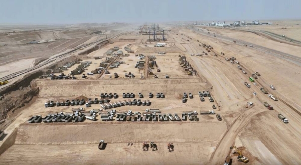 Logistics and infrastructure operations behind THE LINE include 5000 heavy equipment and a plant. (Supplied)