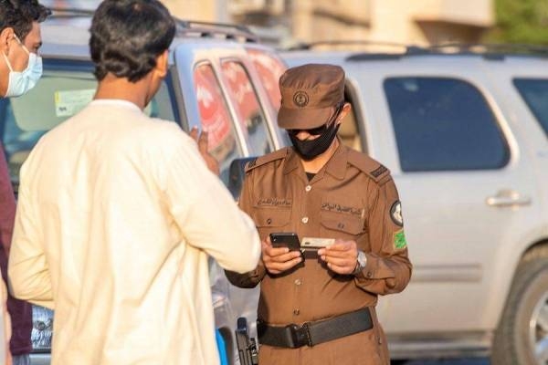 The Ministry of Interior confirmed that a fine of SR10,000 will be slapped on violators, including Saudi citizens, expatriates and visitors, caught within the specific geographical area of Makkah without having a Hajj permit
