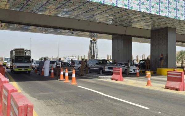 Saudi Arabia restricts visit visa holders from entering Makkah during Hajj season