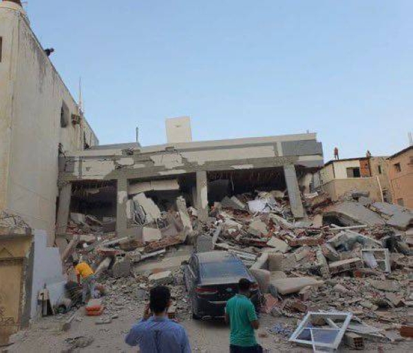 8 people rescued after building collapses in central Jeddah