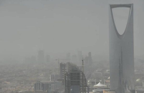 The rate of dust and sandstorms in Saudi Arabia recorded a decrease of 80 percent during the last month and this is the lowest rate for the month of May in 20 years.
