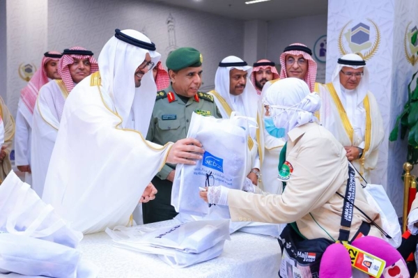 Makkah deputy emir inspects Hajj terminals at Jeddah airport