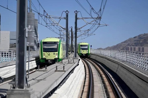 The train prepares more than 2,000 trips to facilitate the movement of pilgrims to and from their locations.