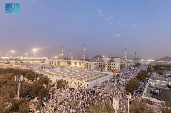 Chanting “Labbaik Allahumma Labbaik (O God, here I am answering Your call)...,” the pilgrims flocked this morning to Namira Mosque in Arafat, about 20 km southeast of the Grand Mosque in Makkah, after spending a night of meditation and introspection in the Tent City of Mina.