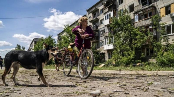 A neighbourhood in the Donetsk oblast following an aerial bomb attack on June 21