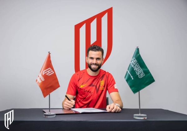 Nacho Fernandez signed his new contract with Al-Qadsiah at his country's camp at Germany. 