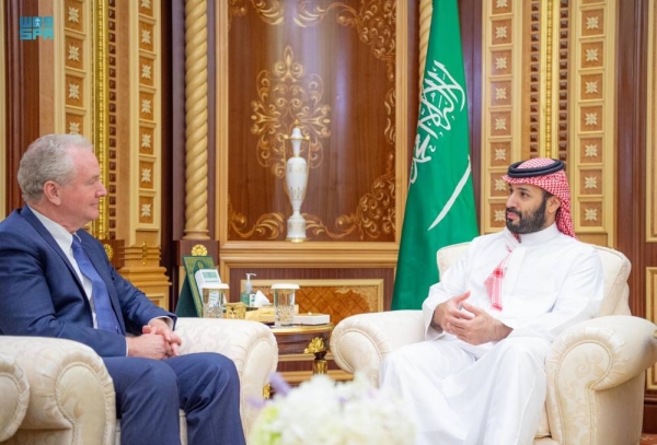 Saudi Crown Prince receives US senator Van Hollen in Jeddah