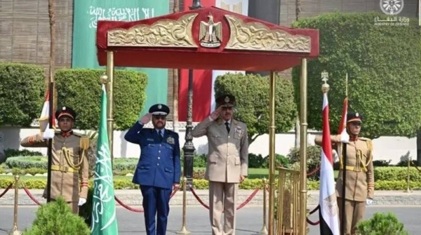 Saudi Chief of the General Staff Gen. Fayyad Al-Ruwaili and the Chief of Staff of the Armed Forces of Egypt Lt. Gen. Ahmed Khalifa during the meeting of Saudi-Egyptian Military Committee in Cairo on Wednesday.
