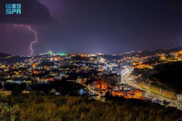 Saudi Civil Defense urges caution as thunderstorms forecast across multiple regions