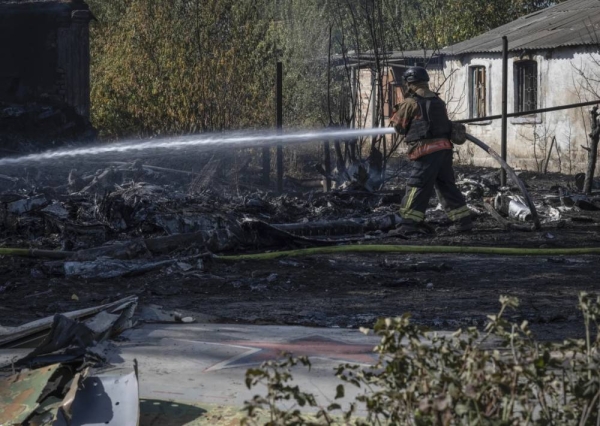 Ukrainian forces down Russian fighter as Russia claims advances in Donetsk