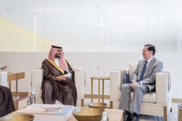 Saudi culture minister meets with China’s ambassador to strengthen ties