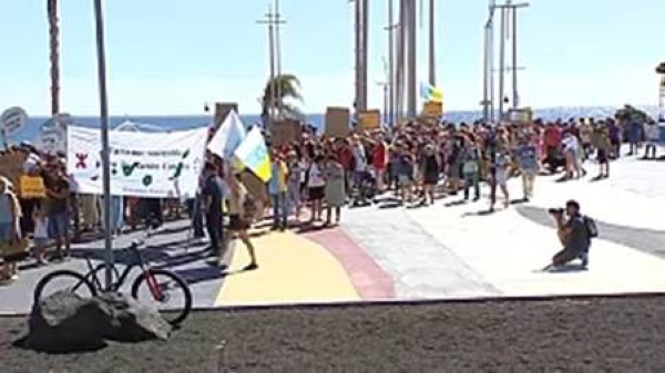 Anti-tourism protest in the Canary Islands on October 20.