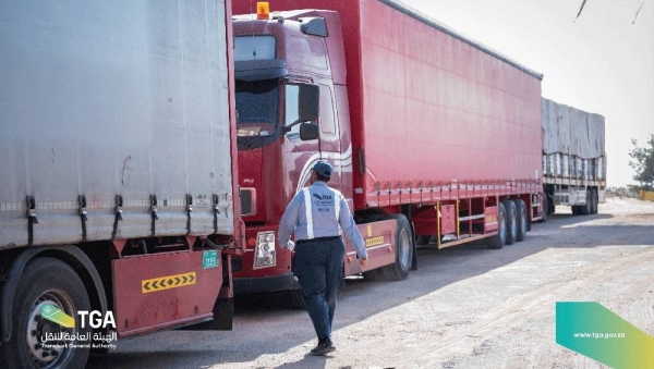 Saudi Transport Authority cracks down on foreign trucks violating  rules