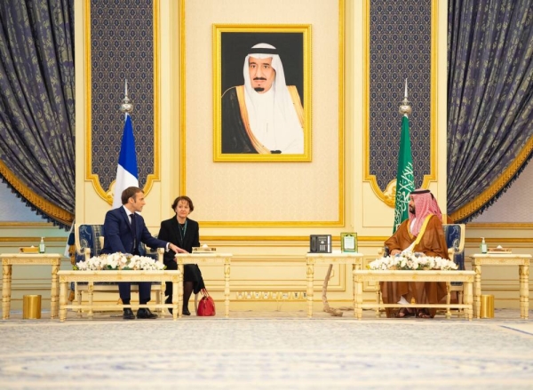 Saudi Crown Prince and Prime Minister Mohammed bin Salman receiving French President Emmanuel Macron. (File photo)