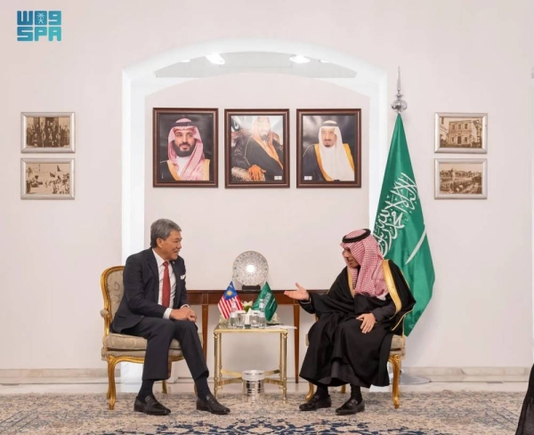 Saudi Minister of Foreign Affairs Prince Faisal bin Farhan holds talks with Malaysia's Minister of Foreign Affairs Dato Seri Utama Haji Mohamad Bin Haji Hasan in Riyadh on Tuesday.