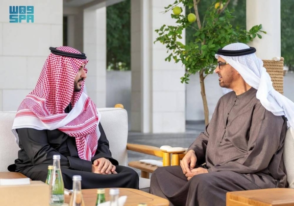 Saudi minister of defense meets UAE president in Abu Dhabi