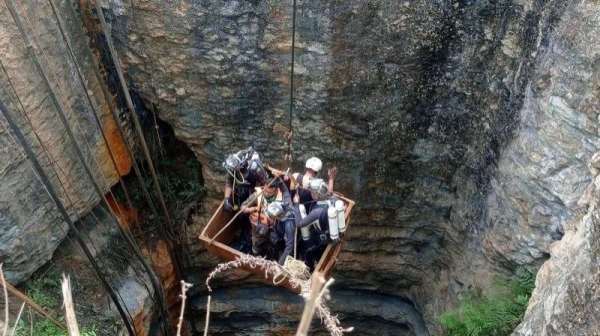 India's army and navy are assisting the national disaster response team in the rescue operation