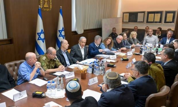 Benjamin Netanyahu convened his security cabinet to vote on a ceasefire deal.