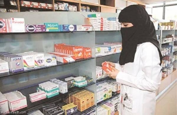 The decision to raise the percentage of Saudization in the pharmacy professions will be implemented, in partnership with the Ministry of Health, effective from July 27, 2025.
