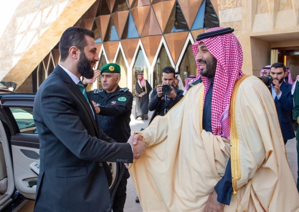 يناقش ولي العهد السعودي والرئيس الشارا طرقًا لتعزيز أمن واستقرار سوريا
