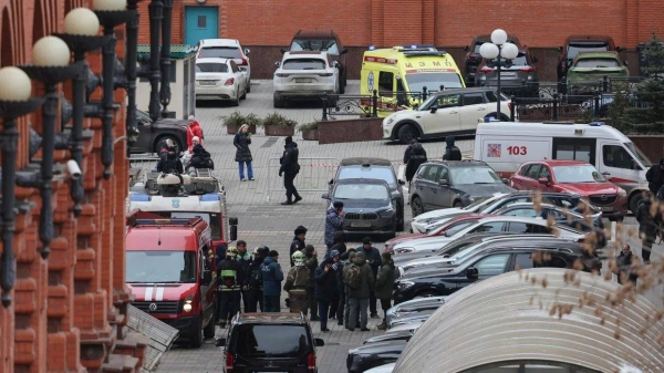 Russian Emergencies Ministry firefighters, police officers and investigators work at the site of an explosion at the Aliye Parusa residential complex in Moscow, Russia on February 3, 2025